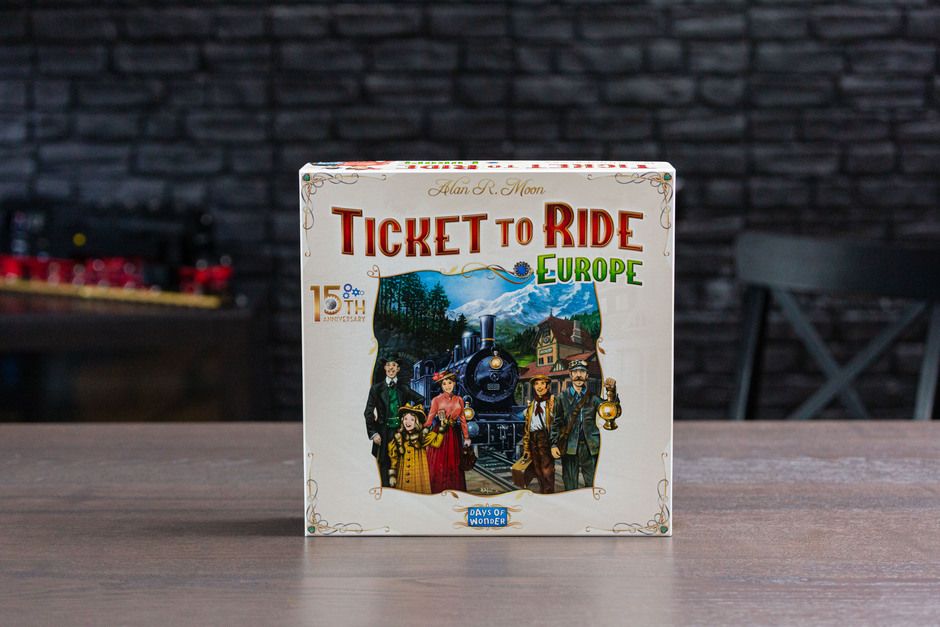 Les Aventuriers du Rail - Europe édition 15e anniversaire - Edition luxe  grand format pour un grand jeu ! - Pixel Adventurers