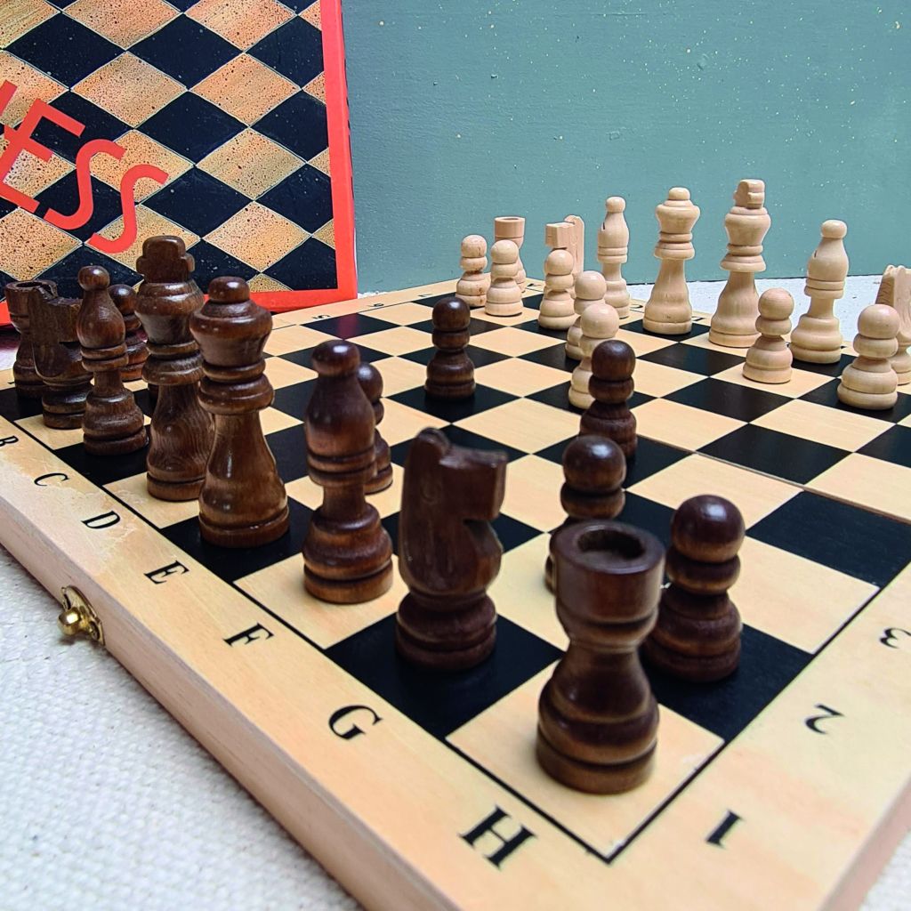 Jeu d'échecs en bois