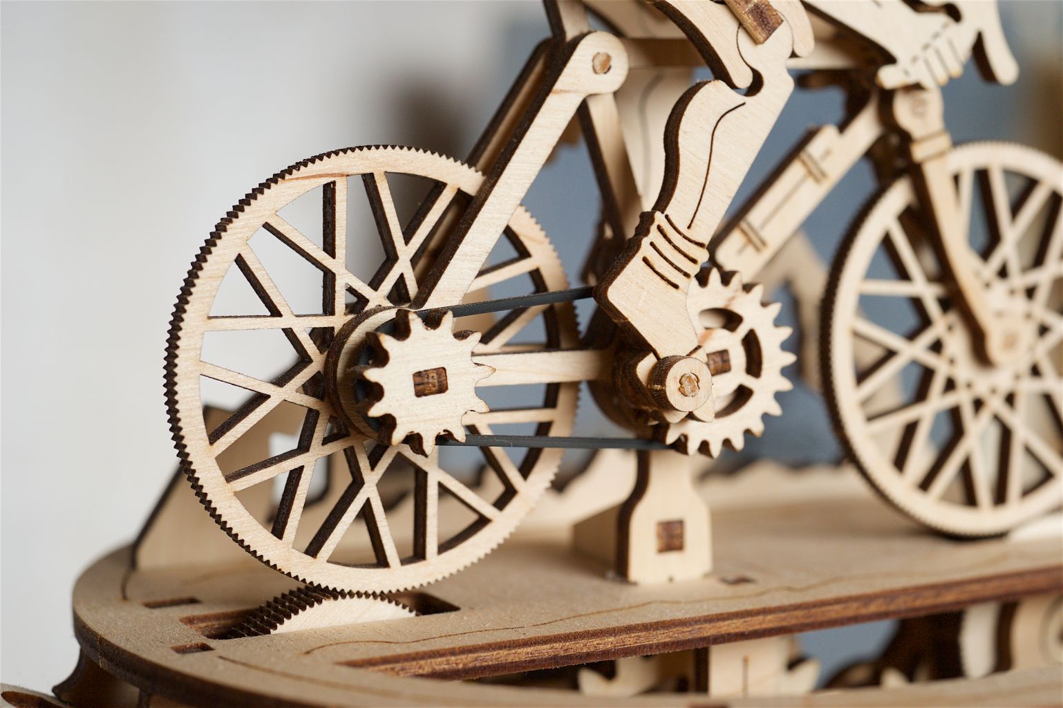 Maquette 3D en bois - Cycliste