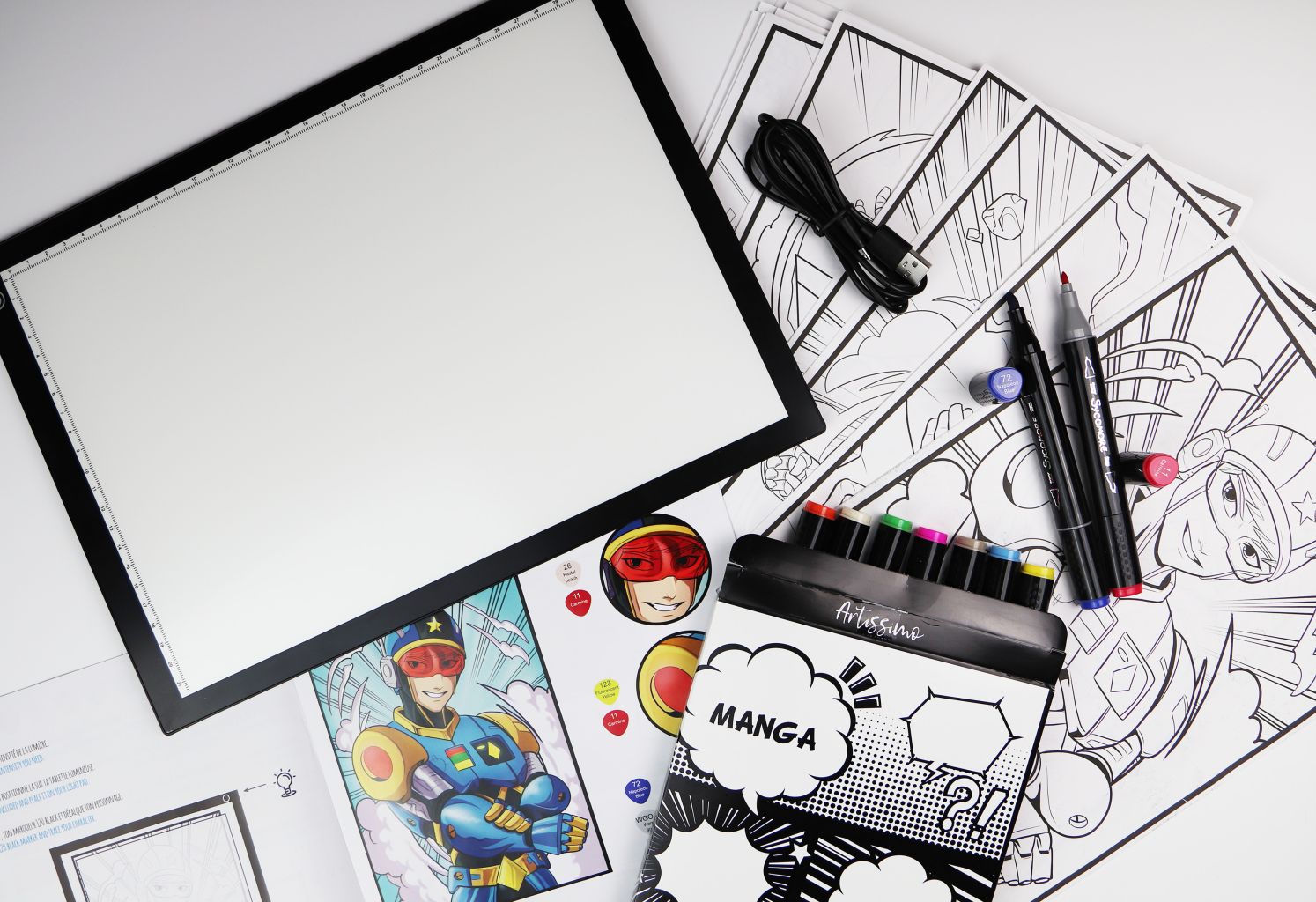 Tablette lumineuse et atelier marqueurs Manga